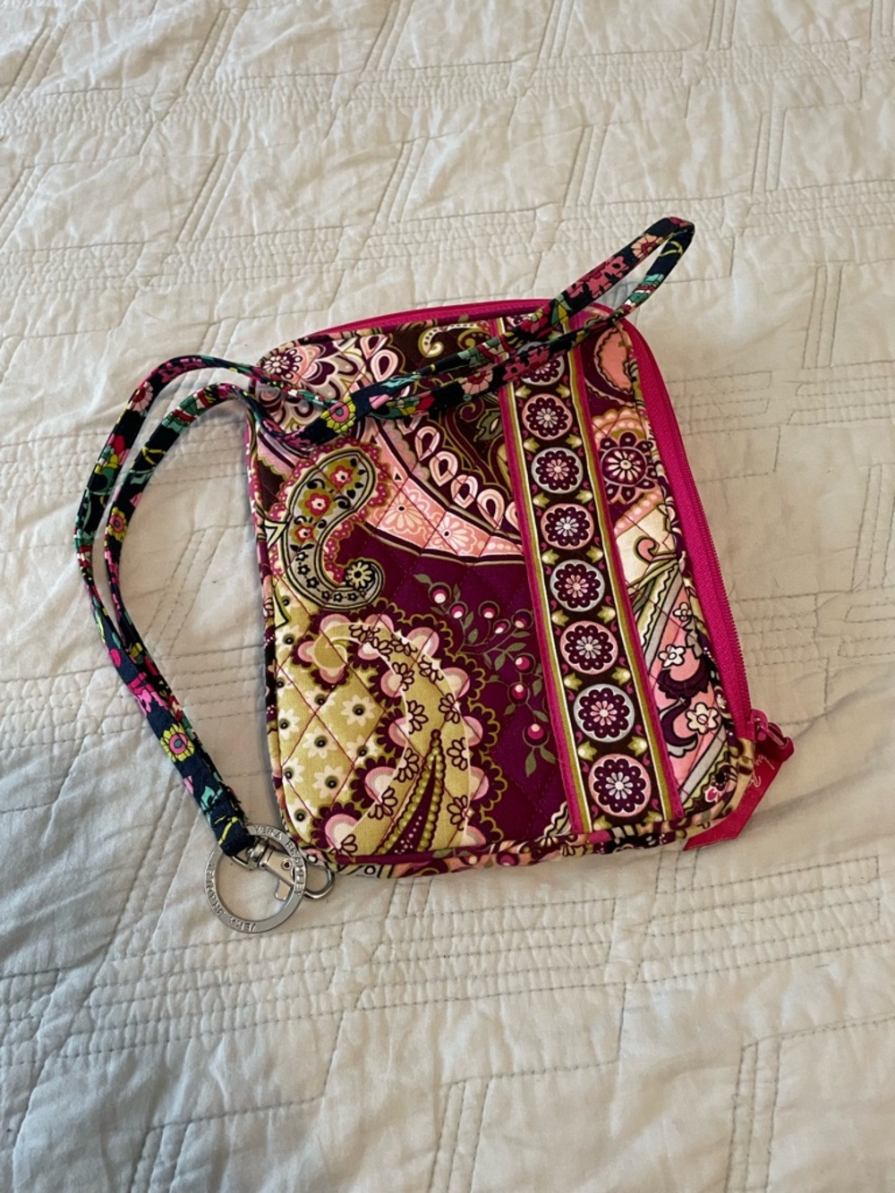 Vera Bradley quilted paisley tablet case and lanyard NWOT